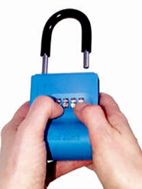 locking key holder